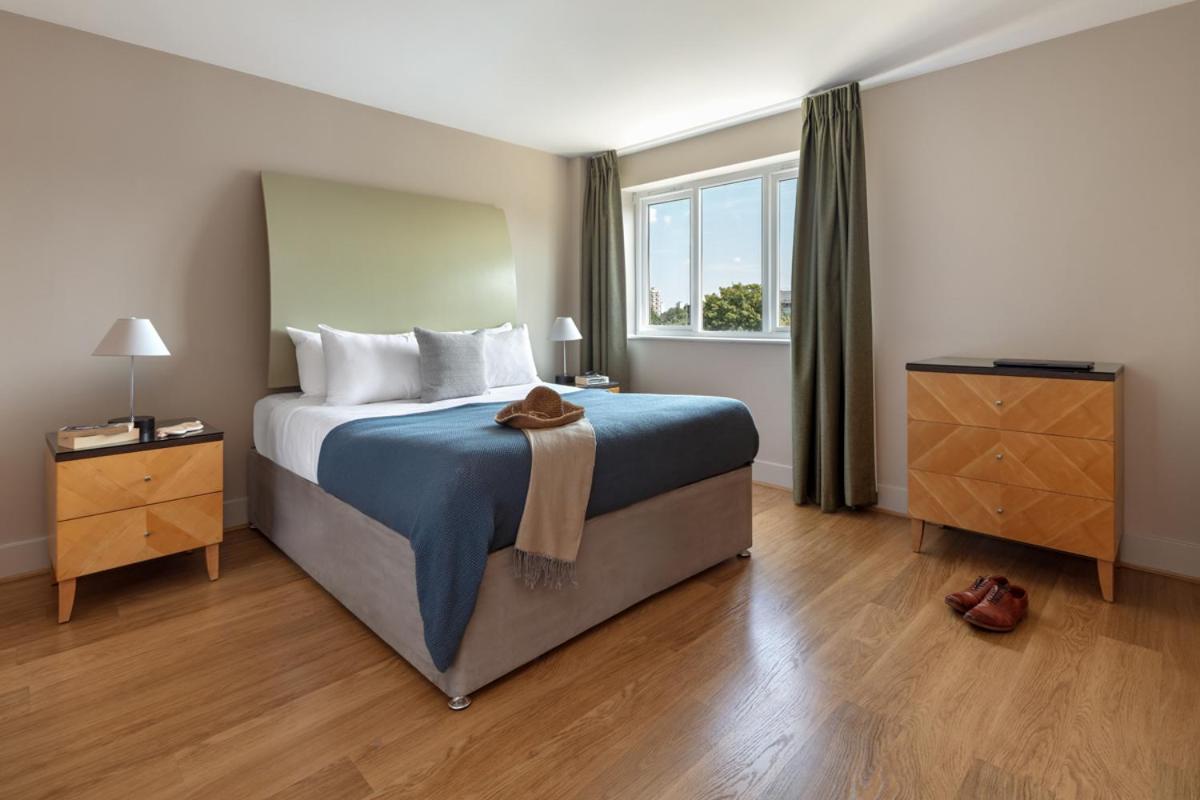 Marlin Apartments Commercial Road - Limehouse Londen Buitenkant foto