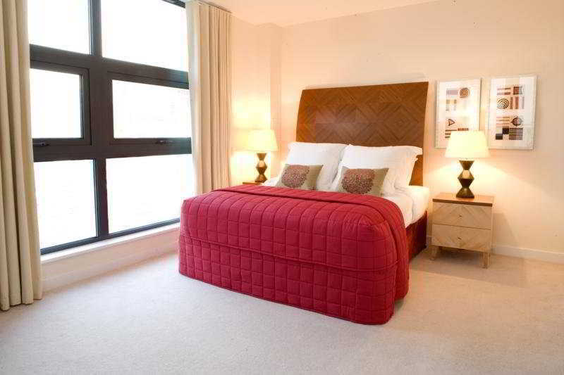 Marlin Apartments Commercial Road - Limehouse Londen Buitenkant foto